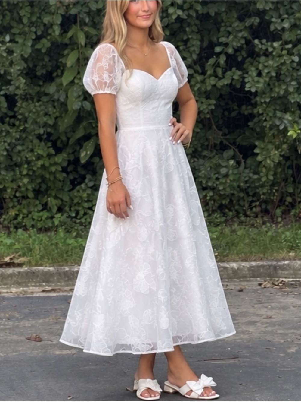 Lulu's White Lace Maxi Dress with Puff Sleeves / Bride / Grad